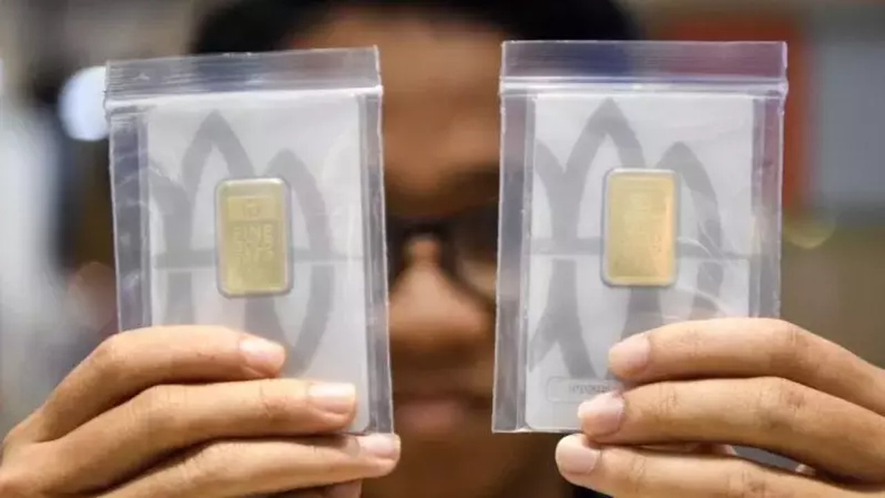 Antam: Harga Emas Turun Lagi, Buyback Anjlok Rp25.000 per Gram